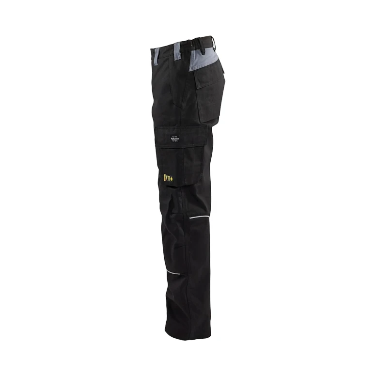 Die Multifunktionale Feuerhemmende Arbeitshose für Damen von Blaklader, Artikelnummer 717315169994C42
