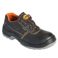 Schwarze, flache Sicherheitsschuhe aus Leder Logica S3 SRC ST29-44