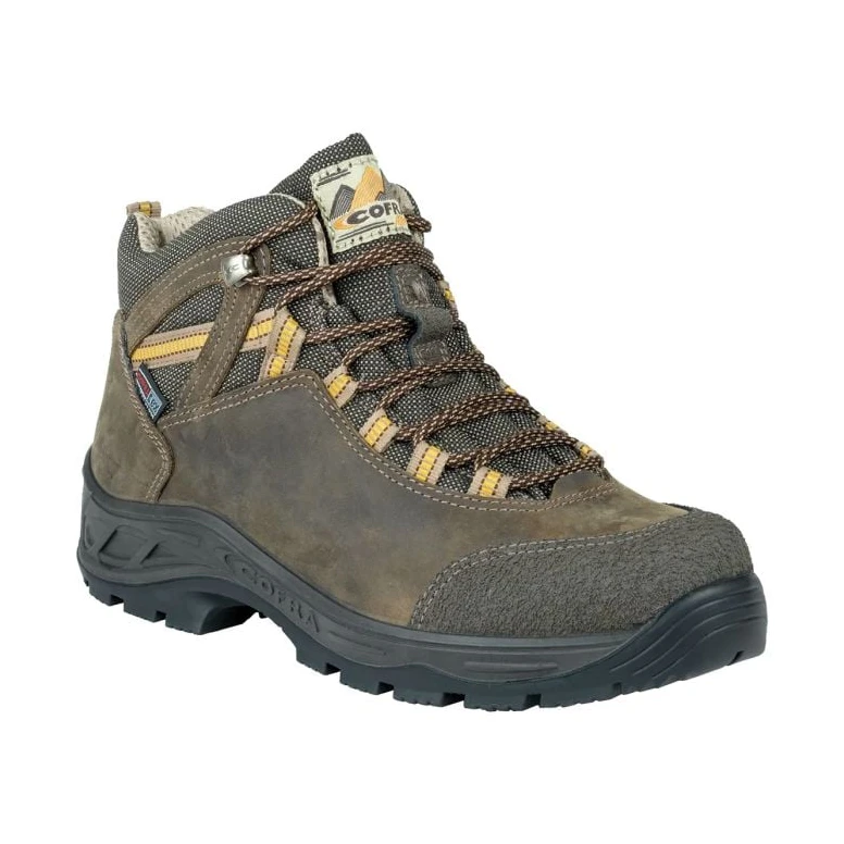 Hohe Trekkingschuhe Cofra Montarso Taupe 18110-002 bequem und leicht