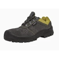 Alles muss raus -  Sicherheitsschuhe Cofra Riace S1P SRC SD053- 000 Nummer 43