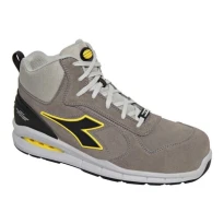 Alles muss raus -  Sicherheitsschuhe Diadora -  Run Net Airbox MID S3 SRC 701.181149 Nummer 35 Farbe Schwarz